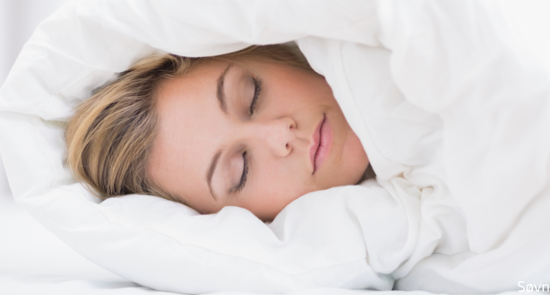 10 små rutiner, der hjælper dig med at komme i seng – så du får nok søvn.